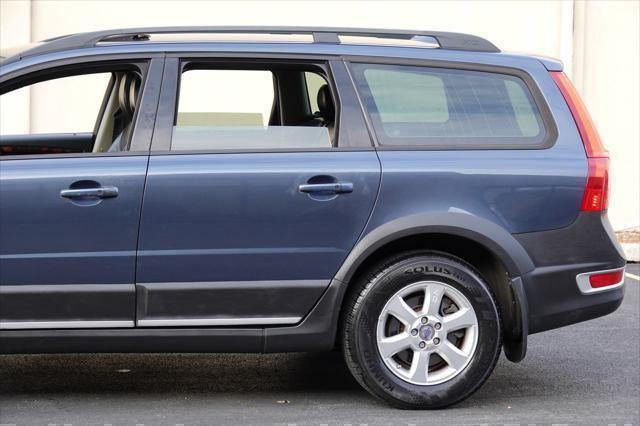 used 2008 Volvo XC70 car, priced at $9,875