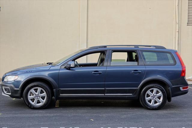 used 2008 Volvo XC70 car, priced at $9,875