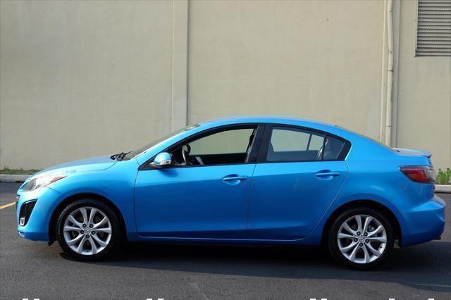 used 2010 Mazda Mazda3 car, priced at $7,875