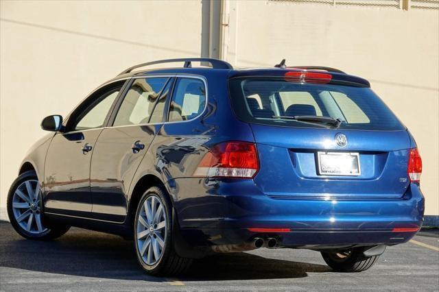 used 2013 Volkswagen Jetta SportWagen car, priced at $12,875