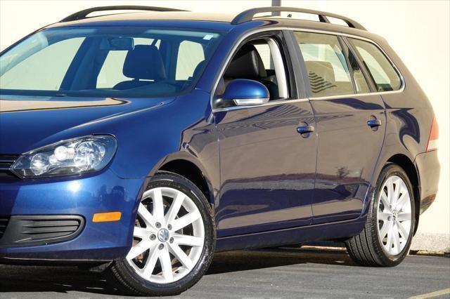 used 2013 Volkswagen Jetta SportWagen car, priced at $12,875
