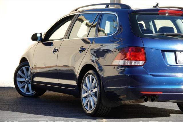 used 2013 Volkswagen Jetta SportWagen car, priced at $12,875