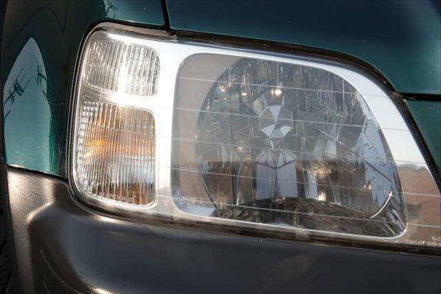 used 2000 Honda CR-V car, priced at $9,875