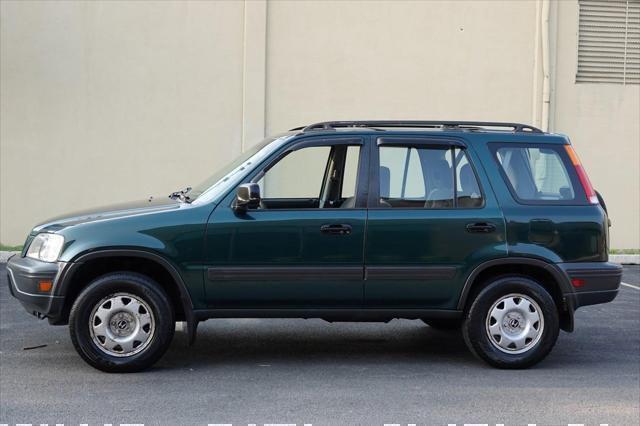used 2000 Honda CR-V car, priced at $9,875