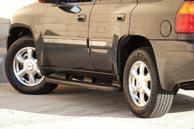 used 2004 GMC Envoy car, priced at $8,975
