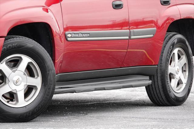 used 2002 Chevrolet TrailBlazer car, priced at $9,875