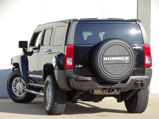 used 2006 Hummer H3 car, priced at $13,850