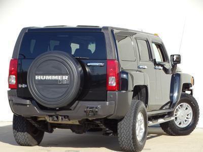 used 2006 Hummer H3 car, priced at $13,850