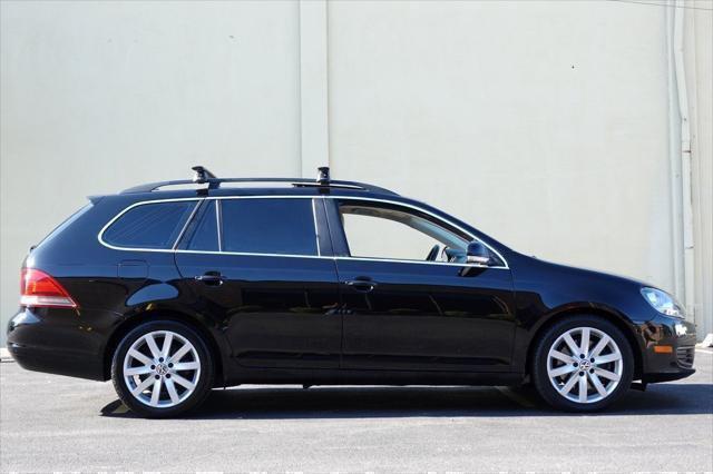 used 2013 Volkswagen Jetta SportWagen car, priced at $14,875