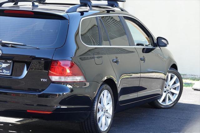 used 2013 Volkswagen Jetta SportWagen car, priced at $14,875