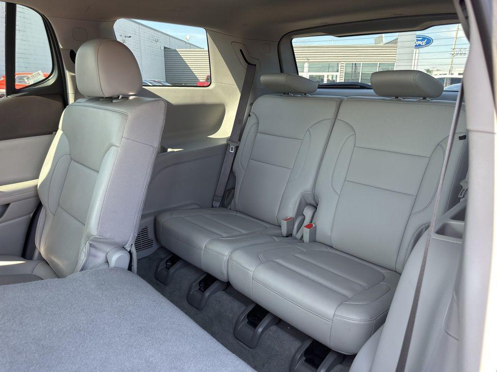 used 2023 GMC Acadia car, priced at $25,706