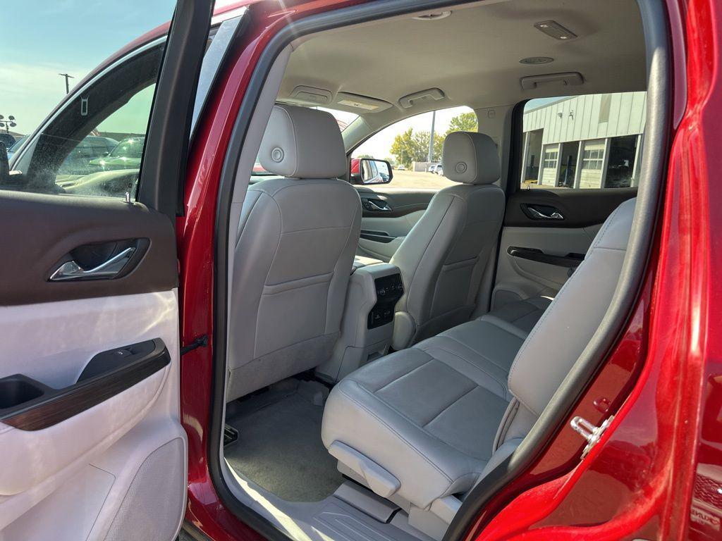 used 2023 GMC Acadia car, priced at $25,706