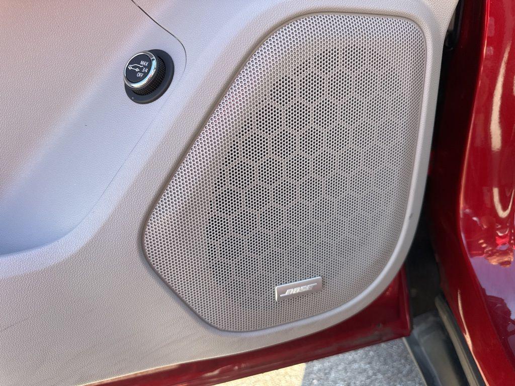 used 2023 GMC Acadia car, priced at $25,706