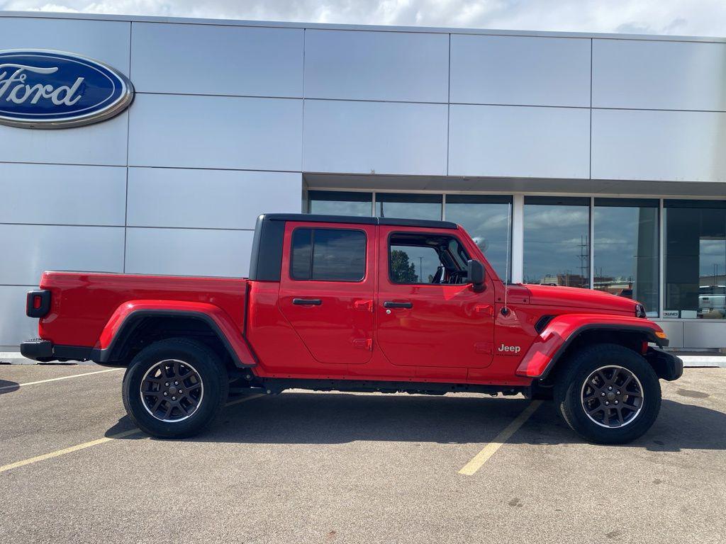 used 2023 Jeep Gladiator car, priced at $28,973