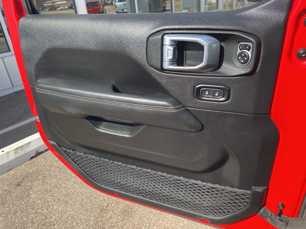 used 2023 Jeep Gladiator car, priced at $28,973