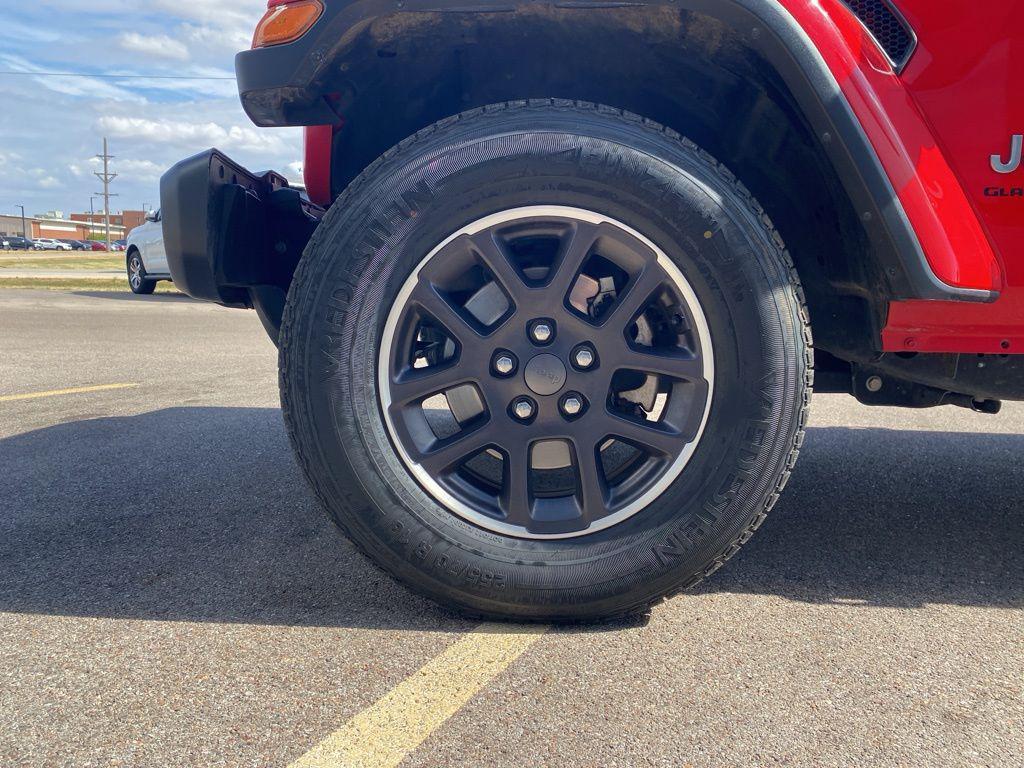 used 2023 Jeep Gladiator car, priced at $28,973