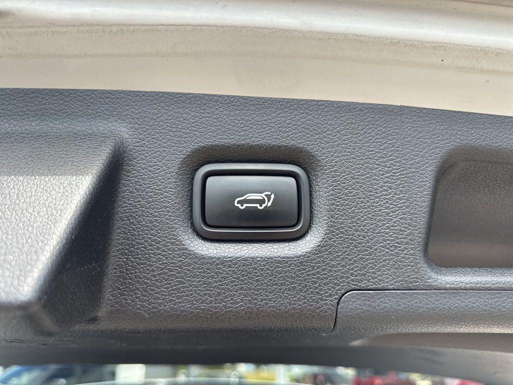 used 2023 Hyundai Santa Fe car, priced at $20,753