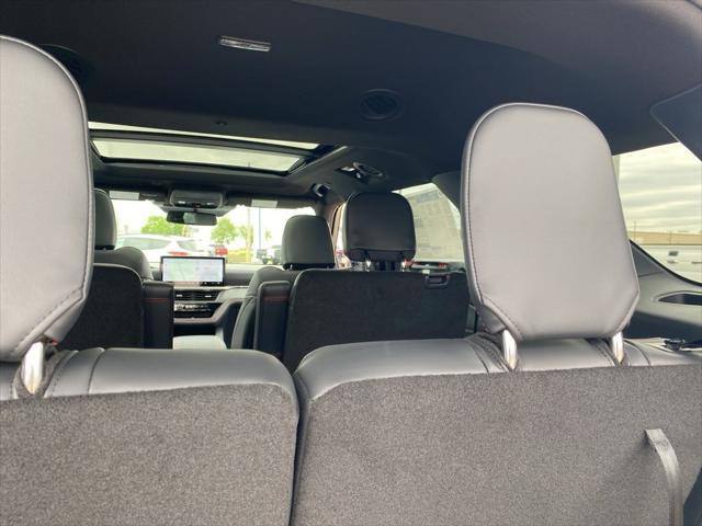 new 2025 Ford Explorer car, priced at $51,378