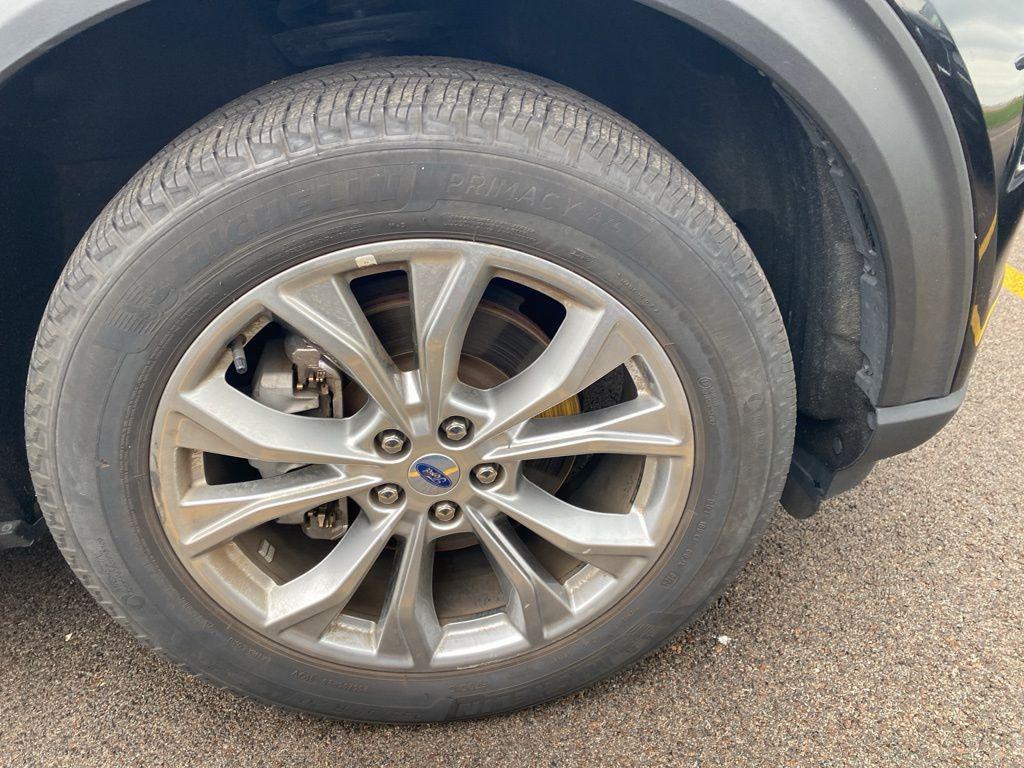 used 2024 Ford Explorer car