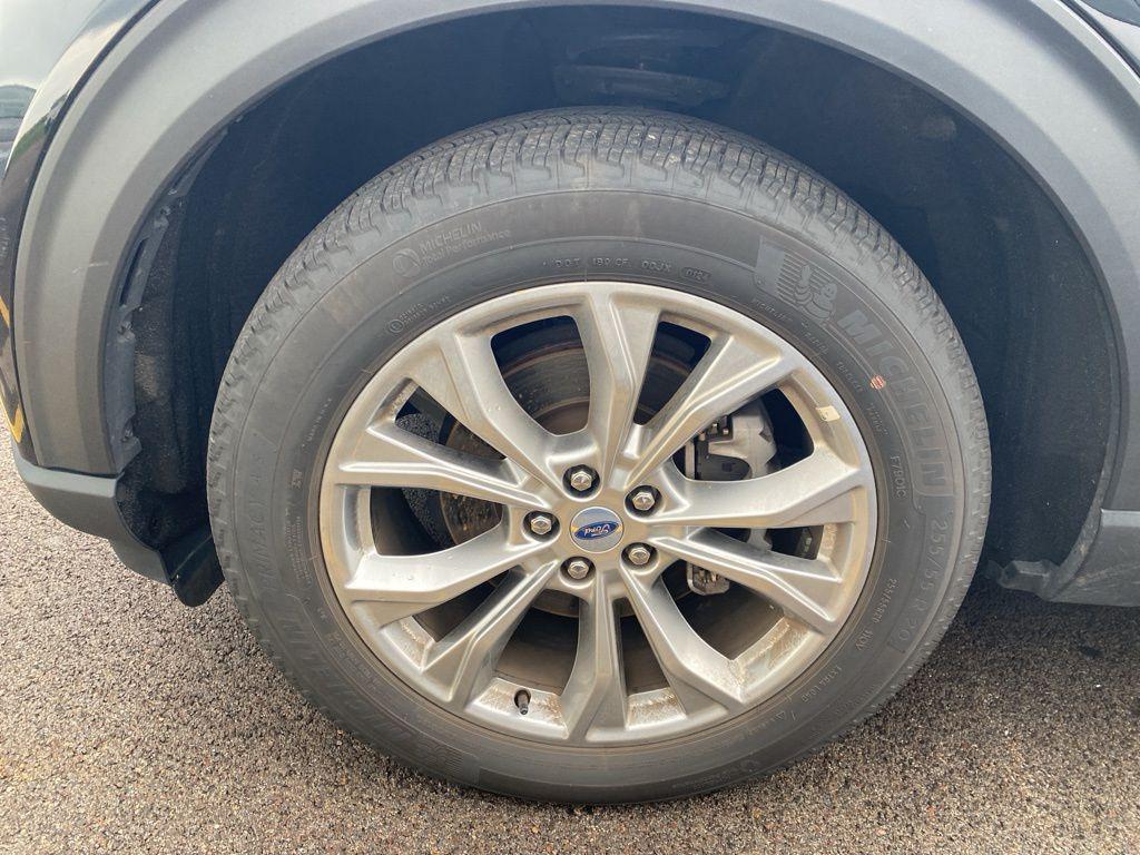 used 2024 Ford Explorer car