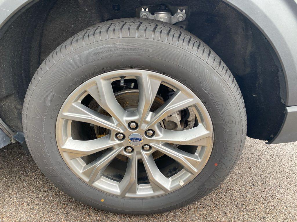 used 2024 Ford Explorer car