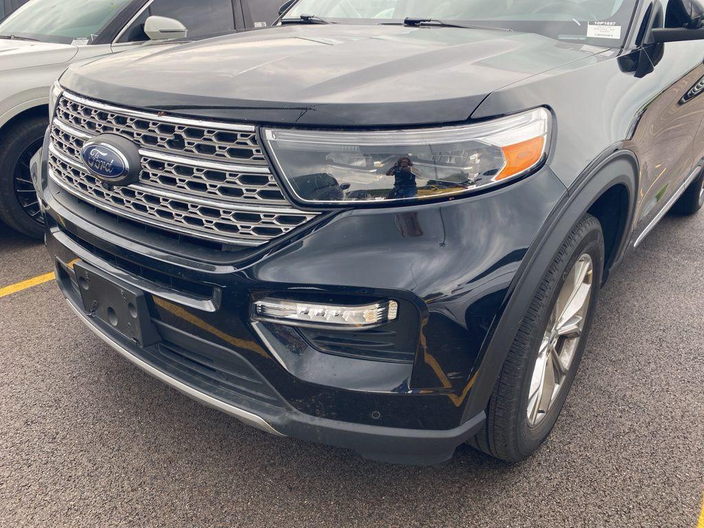used 2024 Ford Explorer car