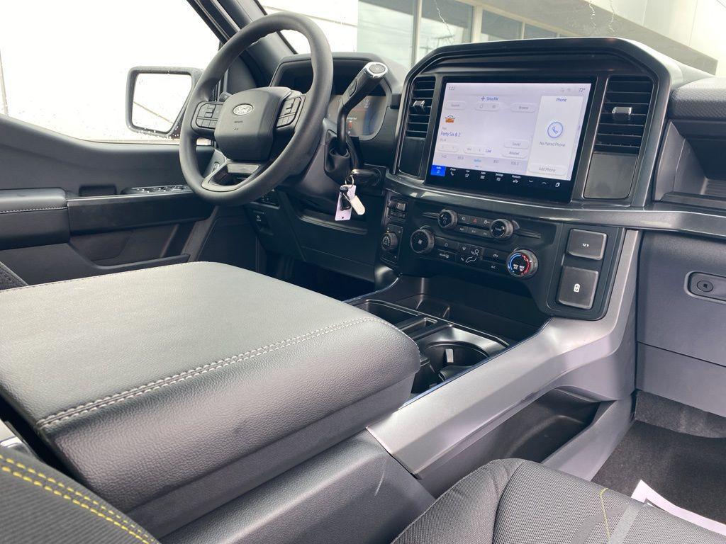 new 2025 Ford F-150 car, priced at $51,093
