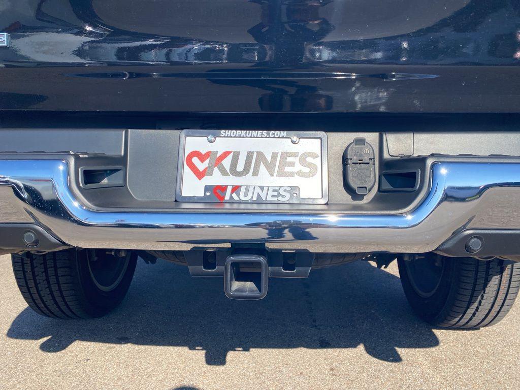 used 2022 Ram 1500 car, priced at $40,287