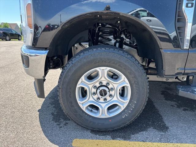 new 2025 Ford F-250 car, priced at $63,675