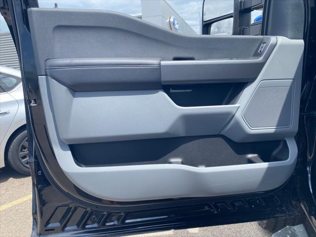 new 2025 Ford F-250 car, priced at $62,175