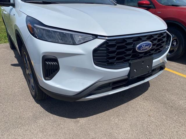 new 2025 Ford Escape car, priced at $33,459