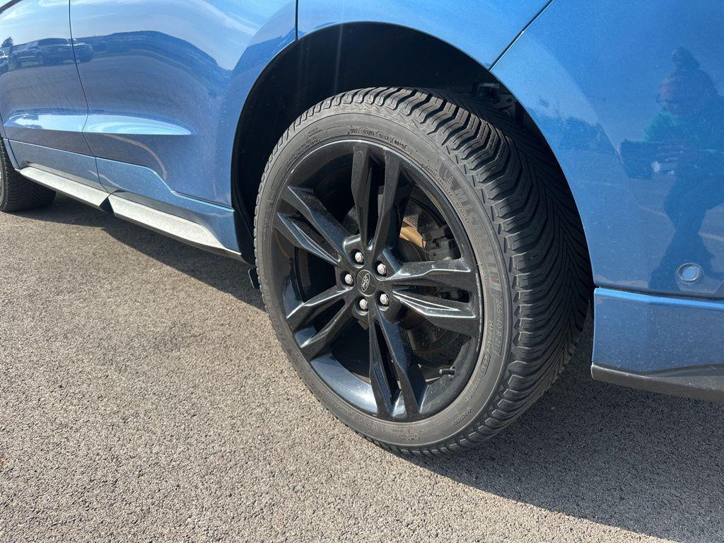 used 2019 Ford Edge car