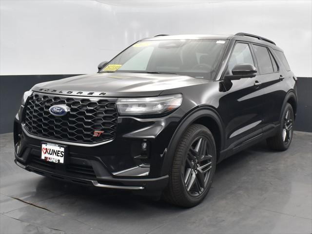 new 2025 Ford Explorer car, priced at $58,462