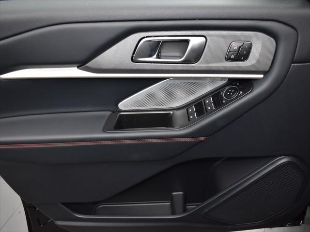 new 2025 Ford Explorer car, priced at $58,462