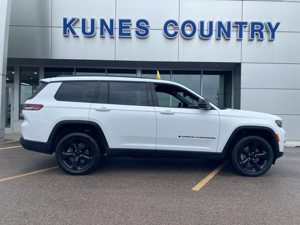 used 2024 Jeep Grand Cherokee L car, priced at $29,831