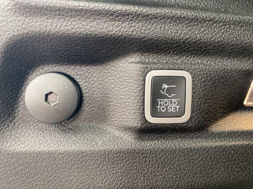 used 2024 Jeep Grand Cherokee L car, priced at $29,831