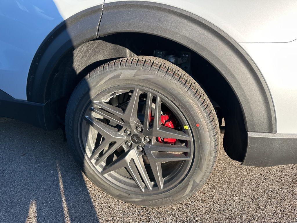 new 2026 Ford Explorer car, priced at $49,644