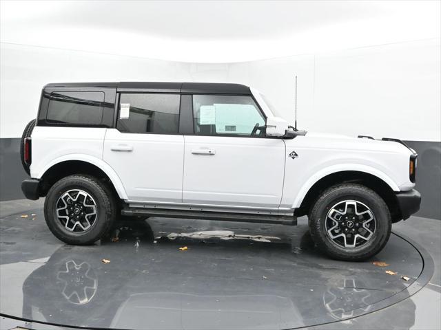 new 2024 Ford Bronco car, priced at $51,405