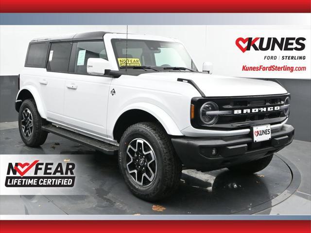 new 2024 Ford Bronco car, priced at $51,405