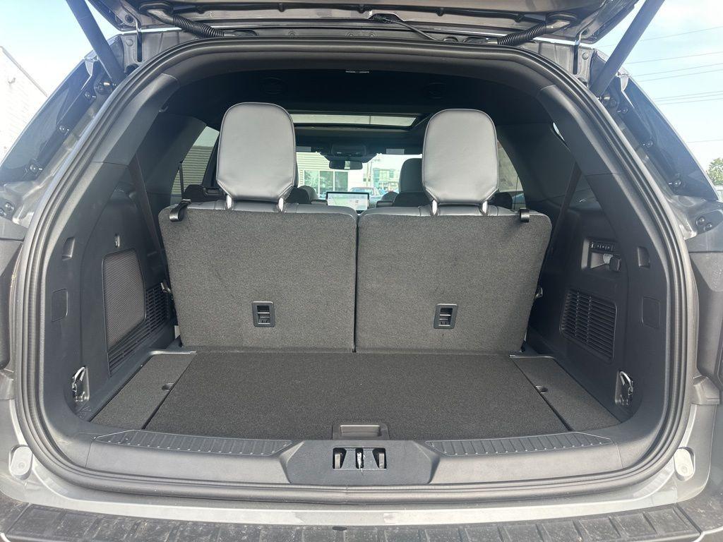 new 2025 Ford Explorer car, priced at $58,452