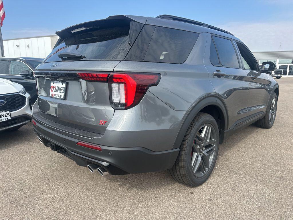 new 2025 Ford Explorer car, priced at $58,452