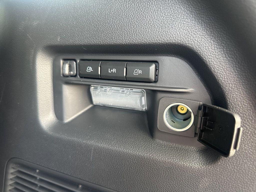 new 2025 Ford Explorer car, priced at $58,452