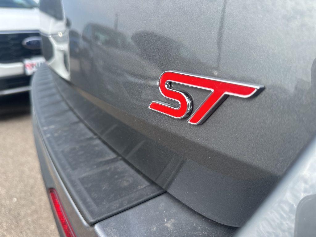 new 2025 Ford Explorer car, priced at $58,452