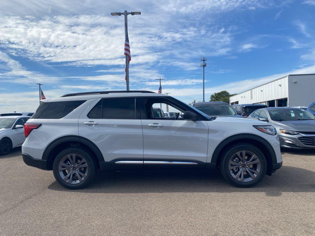 new 2025 Ford Explorer car, priced at $46,106