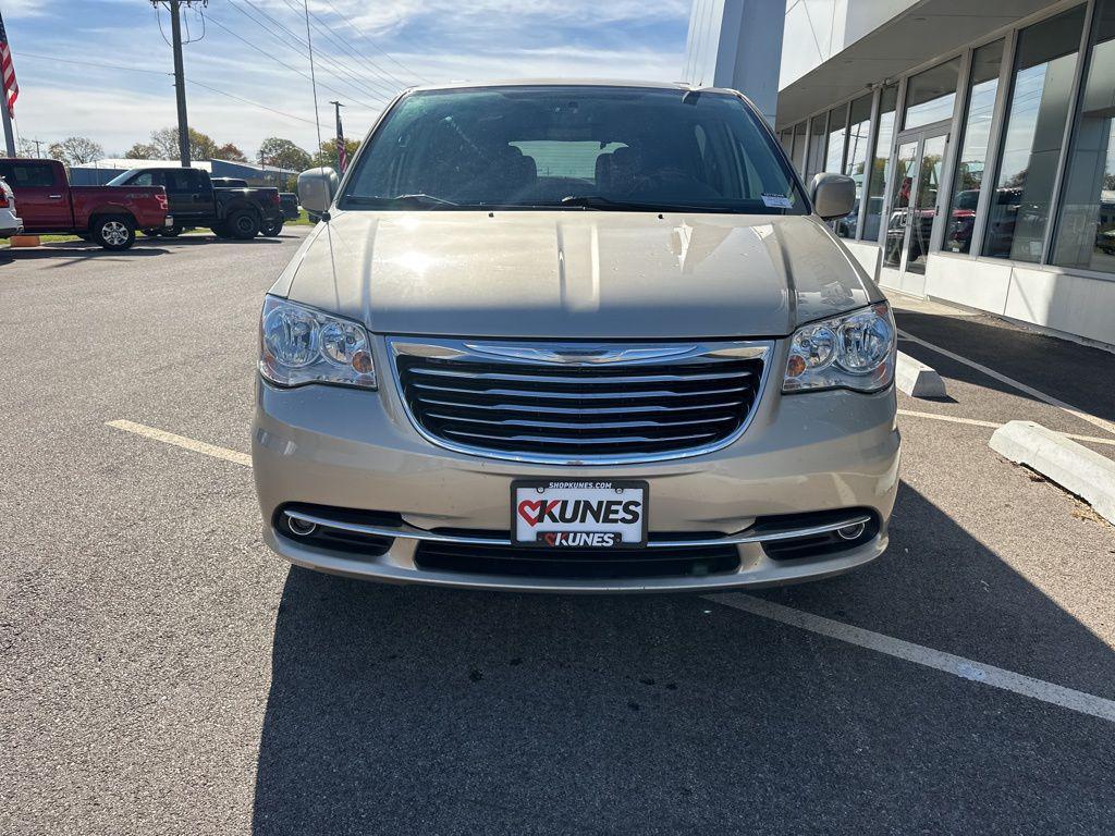 used 2015 Chrysler Town & Country car, priced at $7,882