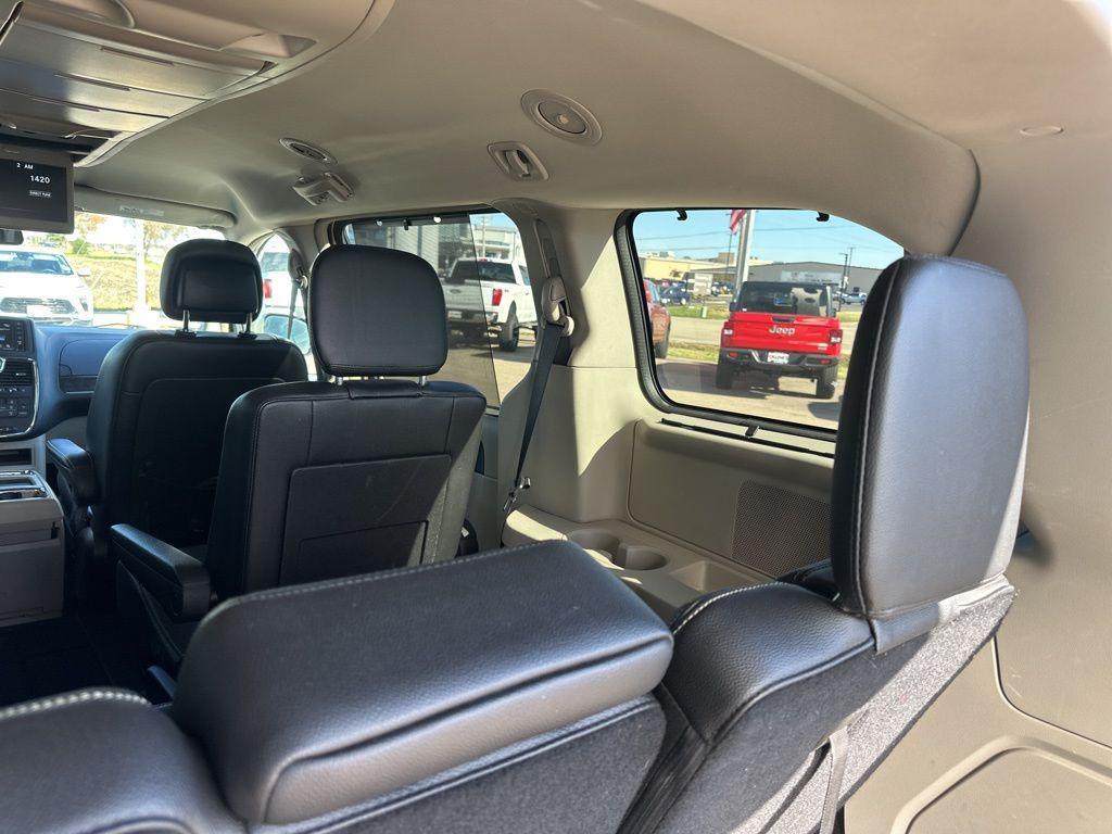 used 2015 Chrysler Town & Country car, priced at $7,882