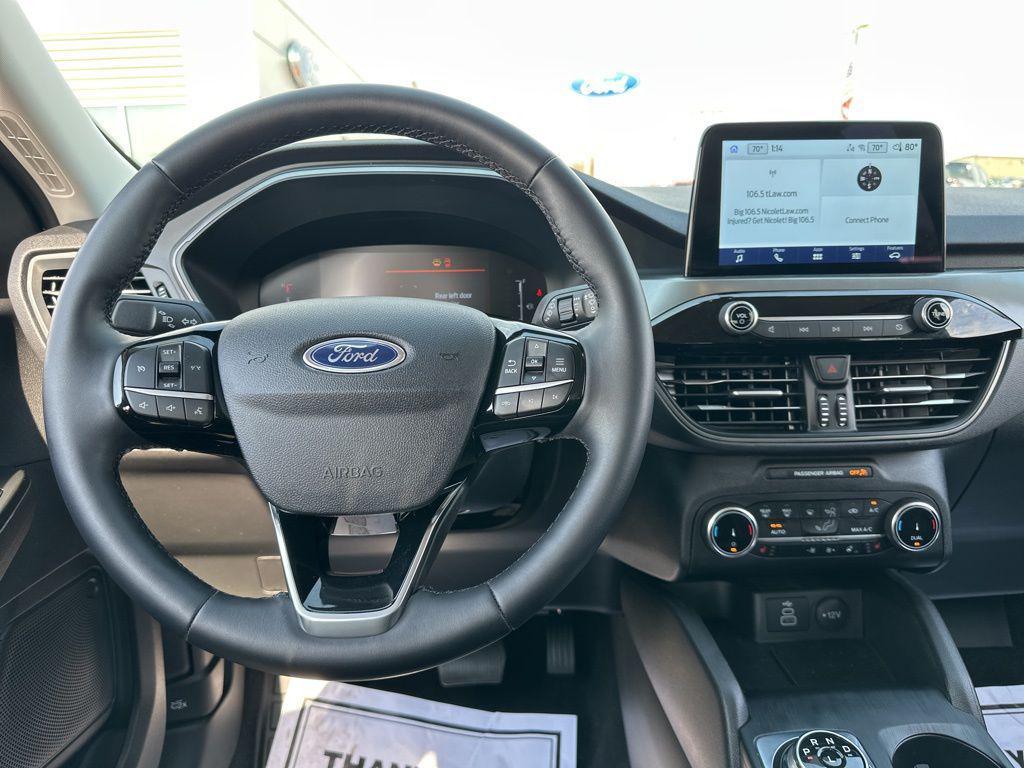 new 2025 Ford Escape car, priced at $25,142