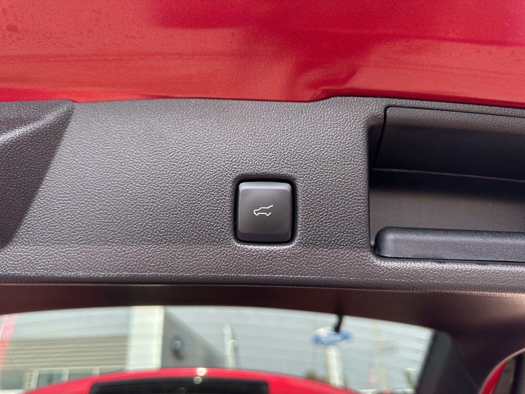 new 2025 Ford Escape car, priced at $25,142