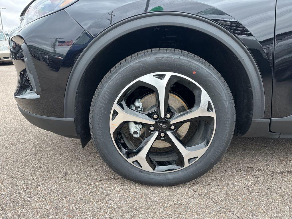 new 2026 Ford Escape car, priced at $33,898