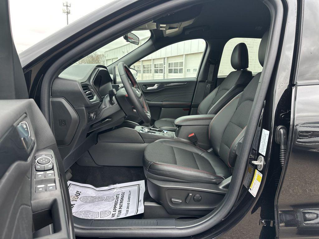 new 2026 Ford Escape car, priced at $33,898